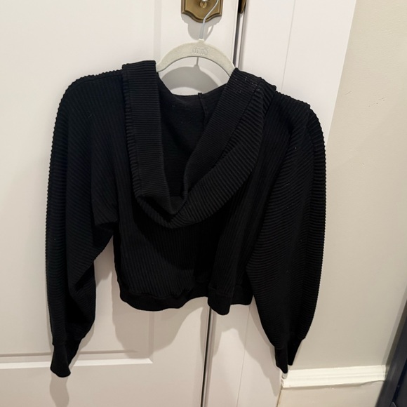 Black Ribbed Pullover - Picture 3 of 3